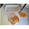 Image 2 : Vintage fire king peach lustre shell dish, laurel leaf creamer & loaf dish.