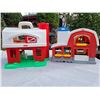 Image 7 : 2 Fisher-Price Little People Farm Barns