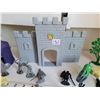 Image 4 : Medieval Castle solders & accessories.