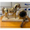 Image 2 : 1940’s Wheat Gold Western Horse Mantel Electric Clock - Working