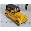 Image 8 : 2 Ertl coin banks. 1917 Ford model T van & 1936 Mac Bull Dog. Avon 1926 Checker Cab.