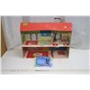 Image 1 : Tin Doll House 1930