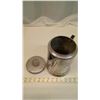 Image 7 : 2 Tin kettles and coffee pot