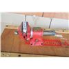 Image 4 : Motormaster floor creeper, bench vise