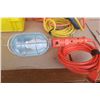 Image 4 : 3- work lights and a power cord