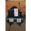 Image 1 : Mastercraft 2 gal air compressor