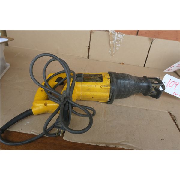 Dewalt Dw303 Reciprocating saw