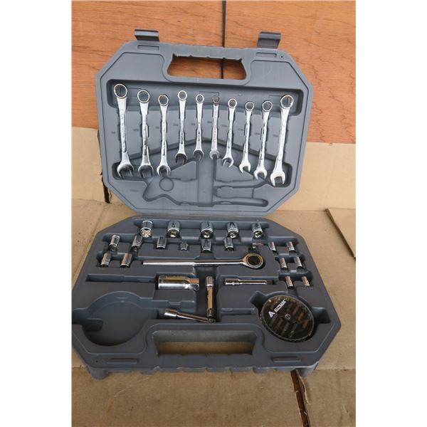 56pc all purpose SAE/ Metric tool set