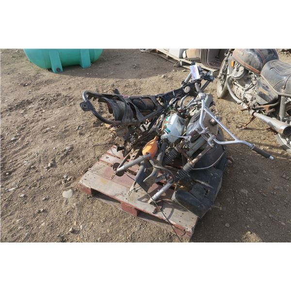 Pallet of 3 misc dirtbike frames, seats and tanks