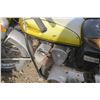 Image 2 : yellow  with silver fenders yamaha  motorbike