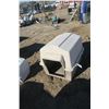 Image 2 : Petmate dog house large size