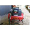 Image 2 : King Canada 100PSI 2GAL Air Compressor