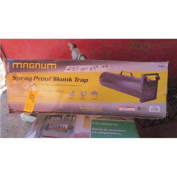 Magnum spray proof skunk trap