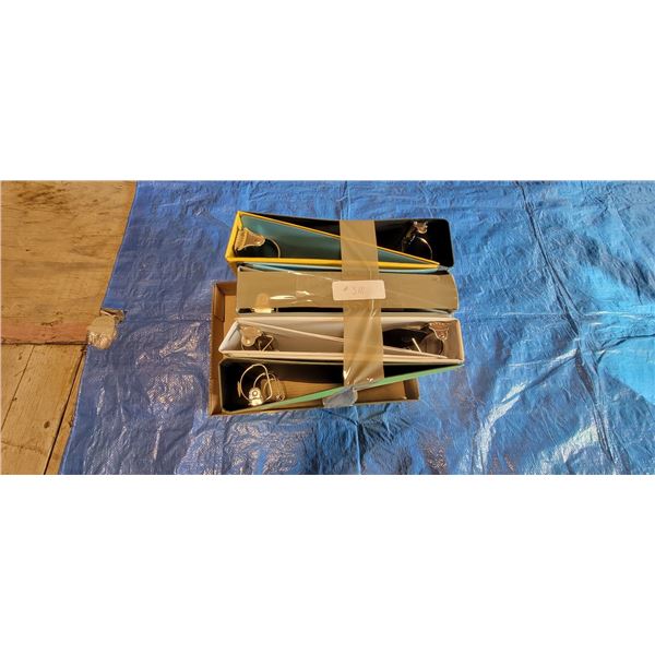 Office Binders x 7