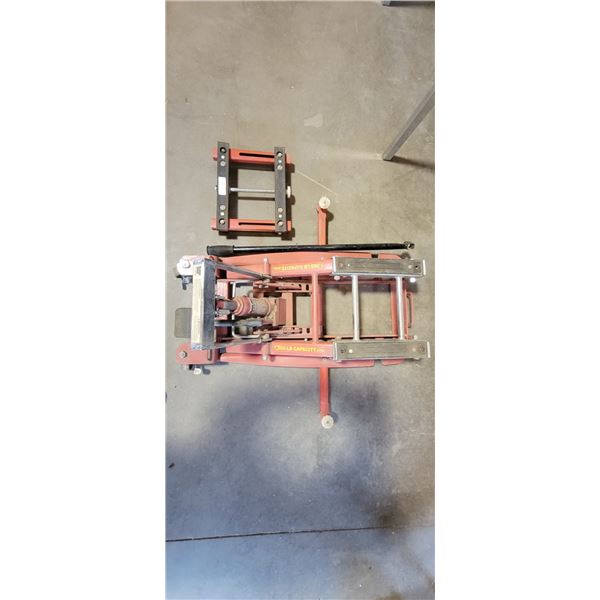 Motorcycle Lift 1,500 lb lift capacity Torin Black Jack (seldom used on a Deuce)
