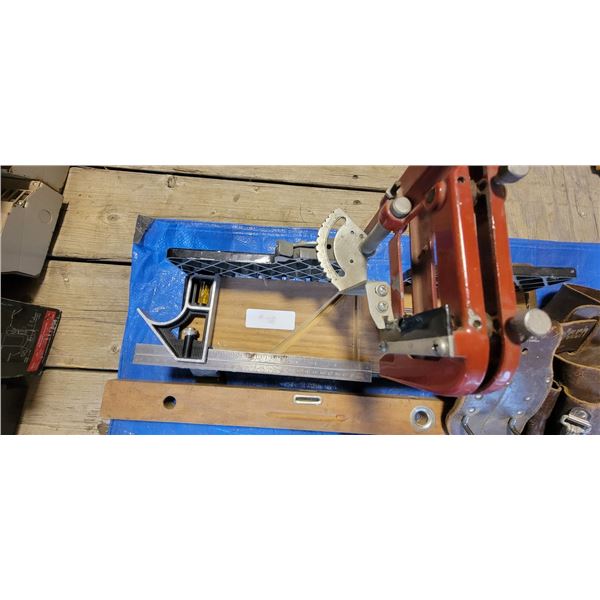 Carpentry Kit w level, leather pouch, squares & miter gauge