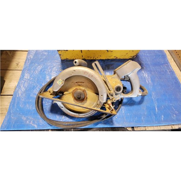 Black & Decker Industrial Nipsnorter Electric Saw - Made in England