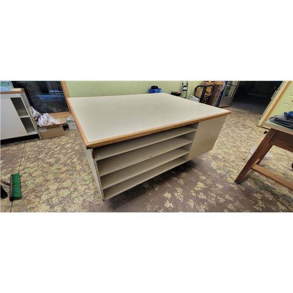 Map table - sits on six nylon castor wheels so it may be moved around, it’s very solid and heavy