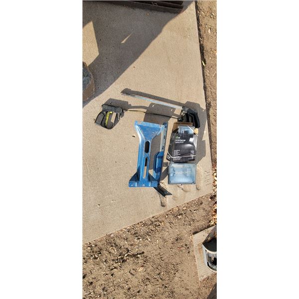 2 Pressure Washer Wands with Milton type M couplers & Spare Tire Carrier