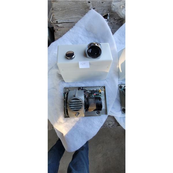 Hand Dryer - Exterior Refurbished