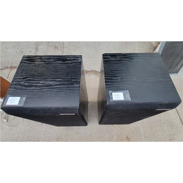 Speakers (pair) Cerwin Vega SE Series (untested)