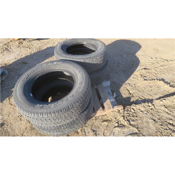 Wrangler SR-A Tires, Set of 4