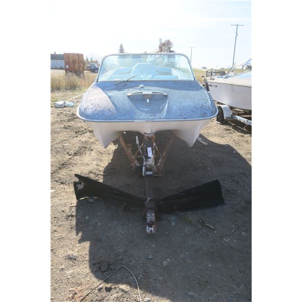 Blue Johnson Tri-hull Boat & trailer ( no SN# found on trailer)