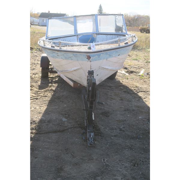 Blue& white 16ft boat with trailer ( SN not located ) Plate # TLK 323