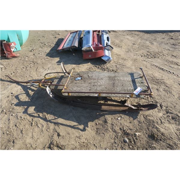 pull behind snowmobile sled