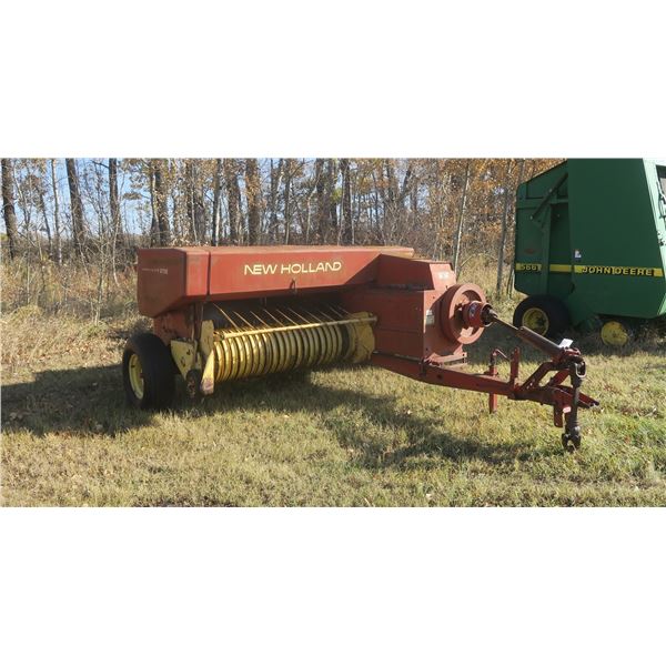 *OFFSITE* New Holland Hayliner 278 Square Baler - Sold As Is