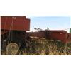 Image 5 : *OFFSITE* IH 914 Pull Type Combine w/ Co-op Pick-up 11ft. - Sold As Is