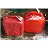 Image 2 : 2 - larger gas cans