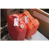 Image 1 : 2 - larger gas cans