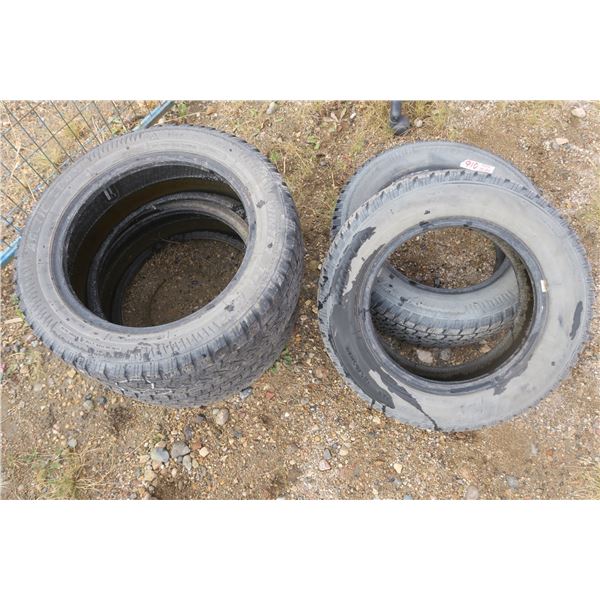 4 tires, 2 sizes. 1 set of Arctic Claw 185/65R14, 1 set of Arctic Claw 205/55R16