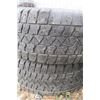 Image 6 : 4 tires, 2 sizes. 1 set of Arctic Claw 185/65R14, 1 set of Arctic Claw 205/55R16