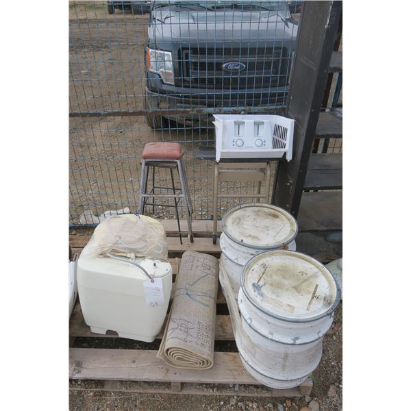 Portal toilet, Rug, Toaster