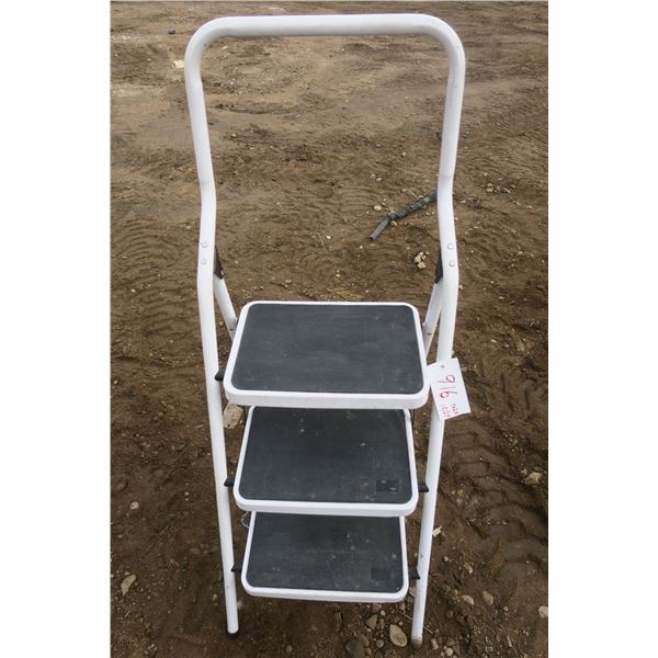 White 3 tier step stool