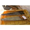 Image 1 : 2 - hand saws with tan handles