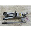 Image 2 : silver 2 ton floor jack