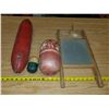 Image 1 : small washboard & 3 floats