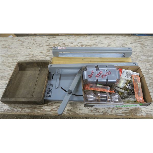 PLANCHE M.A.C. board Inc angle guide, Wooden box, Assorted doorknob pieces & latches.