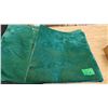 Image 2 : Lot of 4, Moving blankets - 2 Green ultrasoft & 2 black large 72" x 80" blankets