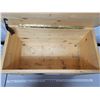 Image 4 : Ducks Unlimited Wood Storage Bench – 24x19 inches