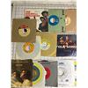 Image 2 : Lot of Vintage 45RPM Vinyl Records (Johnny Cash, Hank Williams, etc) 25 CNT