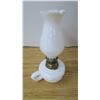 Image 5 : Pair of Milk Glass Lamps