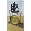 Image 2 : Brass gong - Oak Stand