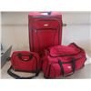 Image 1 : 3 Piece Travelhouse Luggage Set-with pull out handles and wheeled