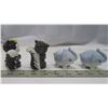 Image 2 : Vintage Elephant pair and Skunk pair Salt & Pepper Shakers