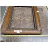 Image 2 : ornate picture frame 20" x 24"