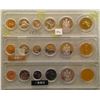 Image 2 : 7 coin Yearly Sets, 1990-1996 in cases with 6 Canada Oval Display boards